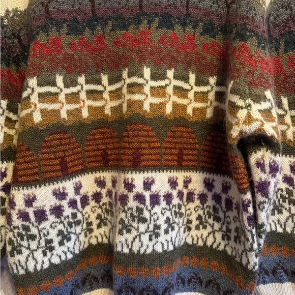 Rare vintage sweater Barbra sue landscape, spring bumblebees beehives small - Picture 8 of 16